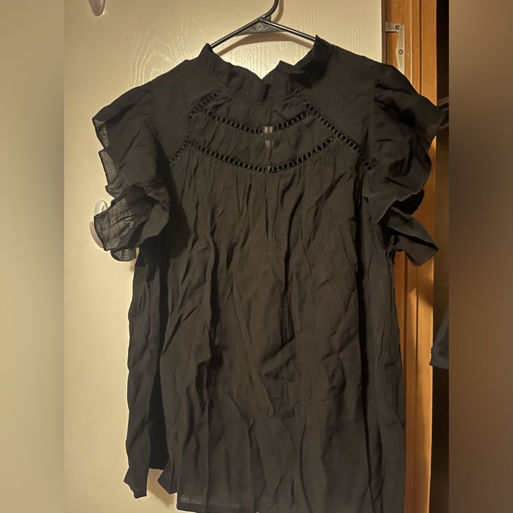NIP SHEIN Essnce Ruffle Hem Blouse size 4XL black